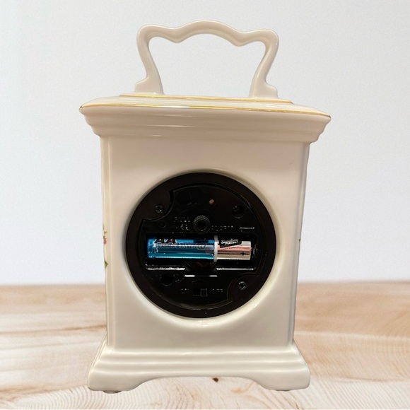 Very Nice Vintage Howard Miller Mantel Clock w/Alarm - Picture 10 of 11